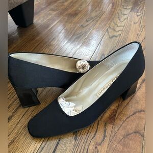 Beautiful Vintage Enzo Angiolini Heels!